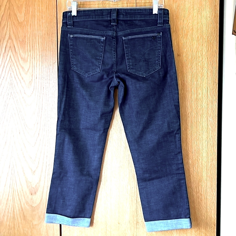 Joe’s Jeans size 27 x 24” Socialite Kicker stretch denim cropped blue jeans EUC